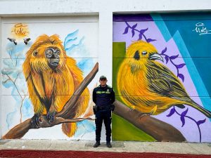 El “Policía del arte” que transforma muros en mensajes de esperanza en el área metropolitana de Pereira