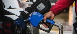 Nuevo aumento a la gasolina desde mayo: el galón sube $400 y supera los $15.800 en promedio