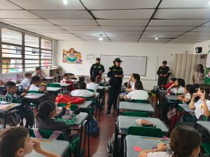 Policía de Risaralda fortalece la prevención del cibercrimen en instituciones educativas de Santa Rosa de Cabal